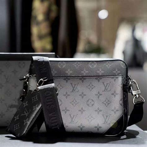 lv tasje mannen|All Bags Collection for Men .